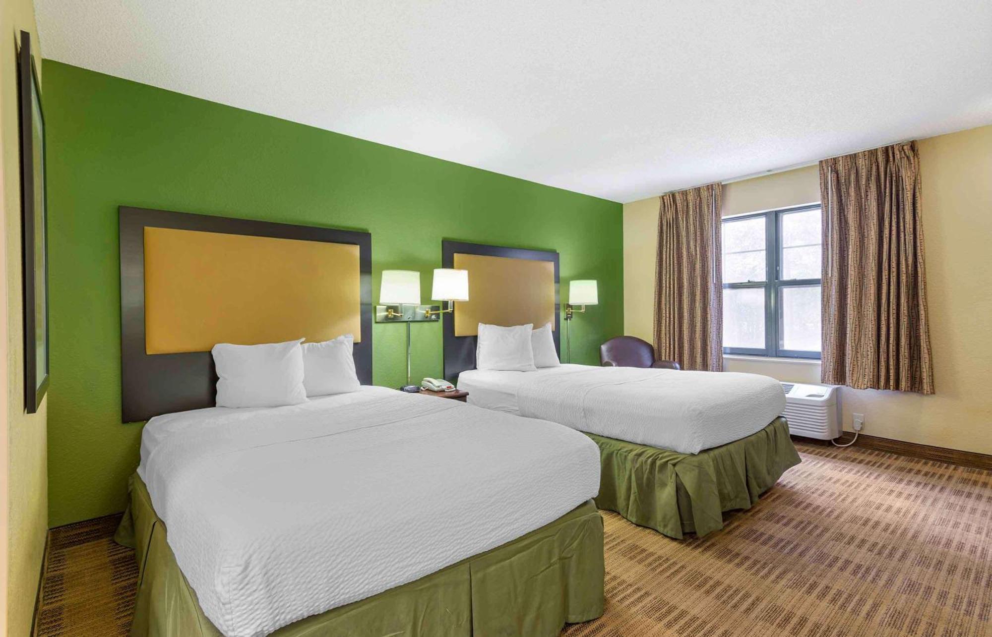 Suburban Studios Columbus Bradley Park Εξωτερικό φωτογραφία