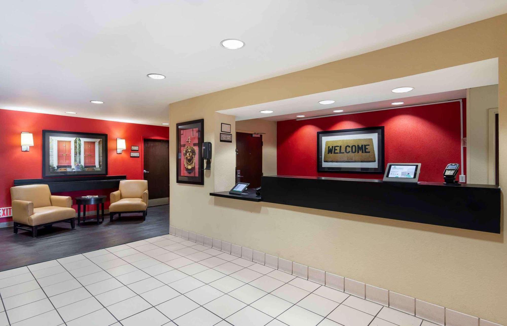 Suburban Studios Columbus Bradley Park Εξωτερικό φωτογραφία