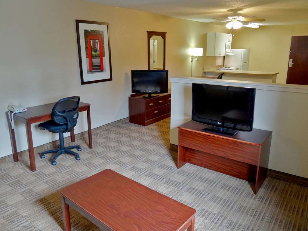 Suburban Studios Columbus Bradley Park Δωμάτιο φωτογραφία