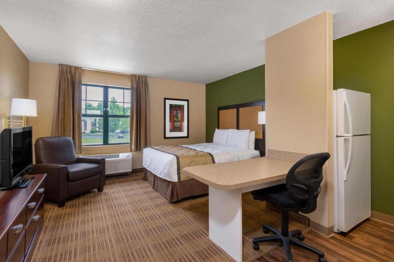 Suburban Studios Columbus Bradley Park Εξωτερικό φωτογραφία