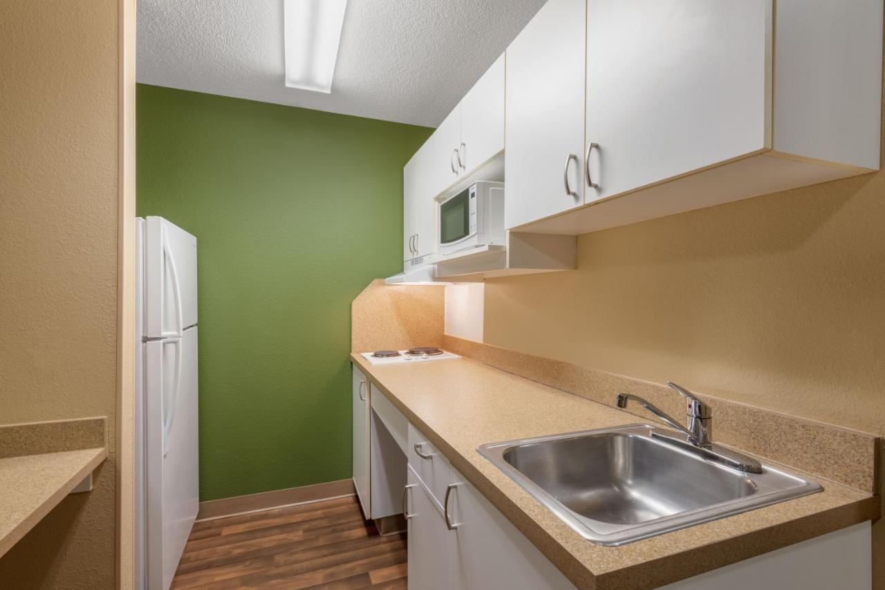 Suburban Studios Columbus Bradley Park Εξωτερικό φωτογραφία