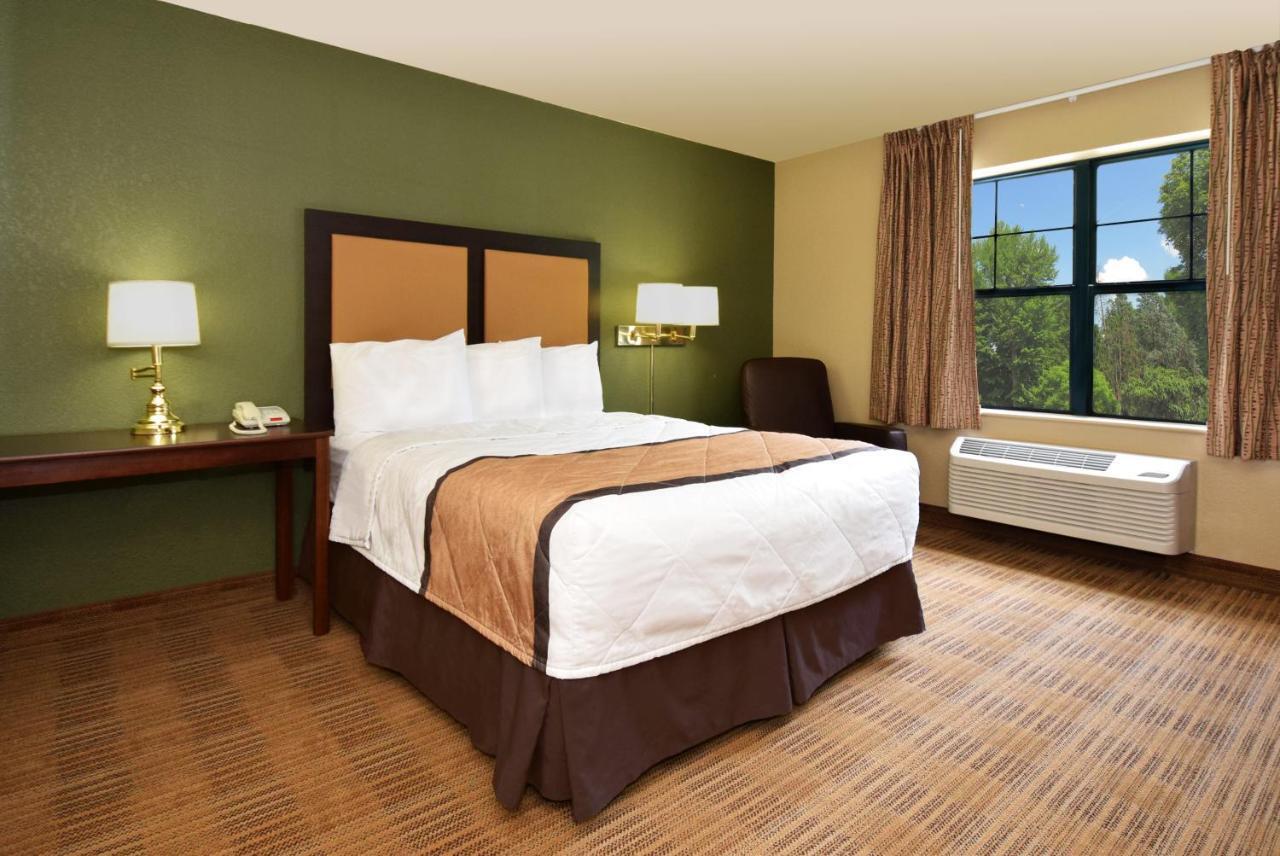 Suburban Studios Columbus Bradley Park Εξωτερικό φωτογραφία