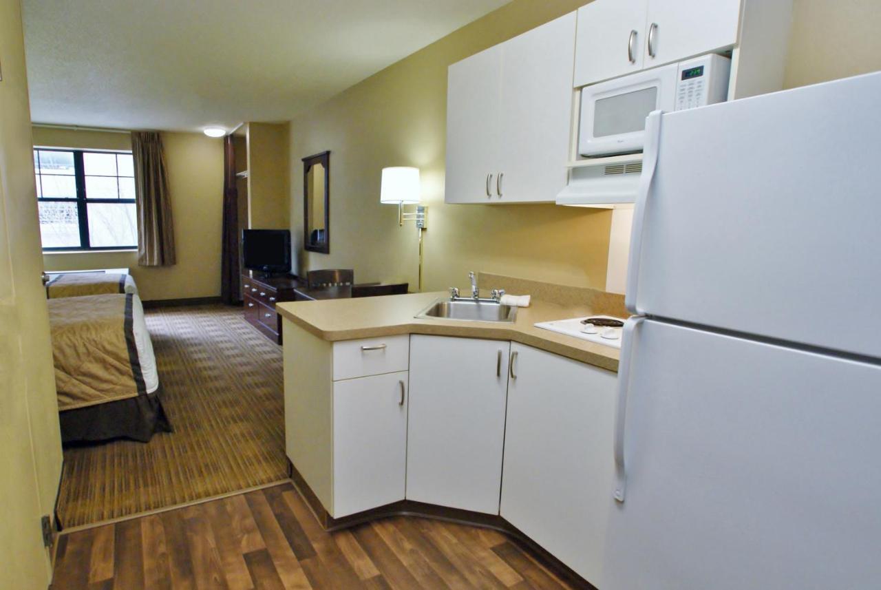Suburban Studios Columbus Bradley Park Εξωτερικό φωτογραφία